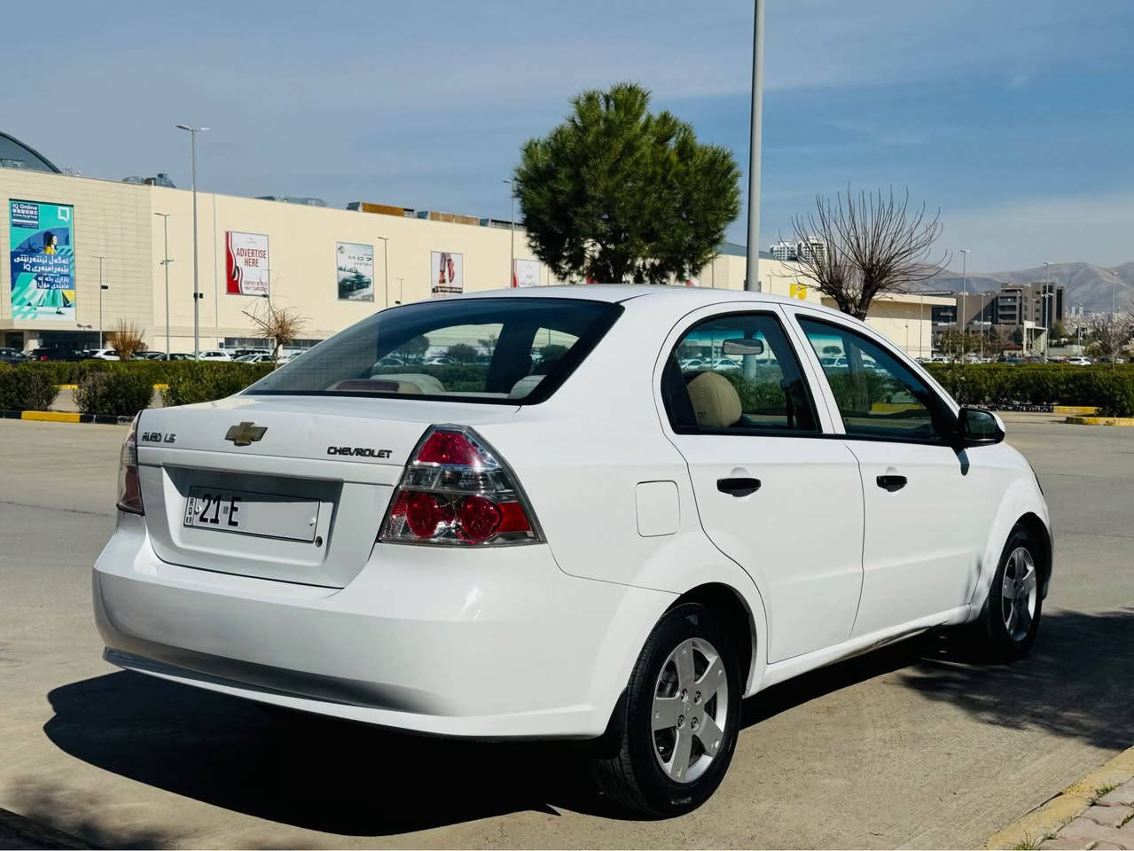 chevrolet aveo 2011
ئەڤیۆ 2011 بۆ فرۆشتن سەیارەکە زۆر تازەیە فول مواسەفاتە ناوزەرد و جام کارەبا و ئۆتۆماتیکە سفری شەریکەی مەنصورە گێڕ و مەکینە و کارەبای هەمووی بەشەرت ڕەقەم و سەنەوی و هەزەی تازەیە بۆنیتی بۆیاخە لەگەڵ ڕوبعێکی چەمەلەغی سەکن پێشەوەی سعری 69 وەرەقە و مەجالێکی زۆر کەم لە سلێمانیم *********** السليمانية, العراق
