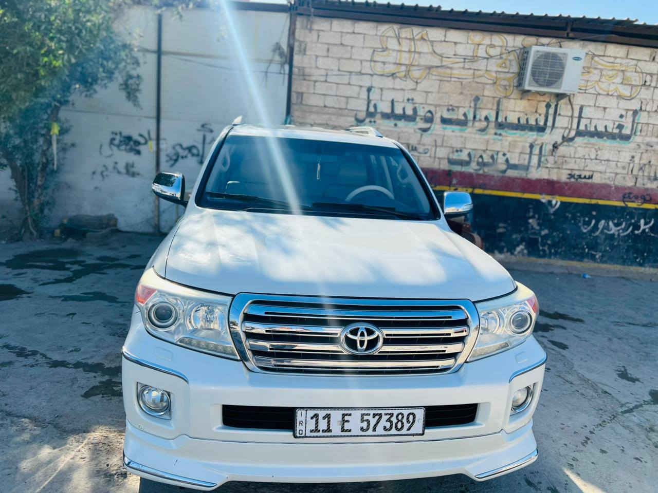 السلام عليكم 
سيارة لاندكروز للبيع موديل 2012 
سيارة بريم مكفولة من الدعامية للدعامية دكت بسمار ما بيهه 
***********
