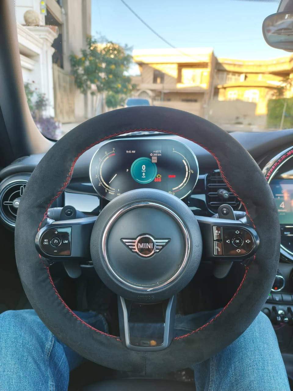 موديل 2023  فئة Sللبيع او مراوس حسب القناعة ماشية 27 الف بدون صبغ بدون تصليح بارد شرط محرك 4 سلندر ***********
