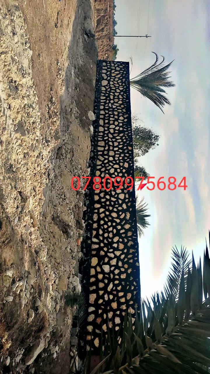 السلام عليكم بناء حجر كرسته وعمل عمل كل ما يخص الحجر.  بناء بيوت .  اسيجه.  أساسات . تطبيق.  العمل مقطوعة.  عل متر .  بس عمل للتواصل على الخاص او *********** بيه واتساب     شرط شغل درجة الاولى
