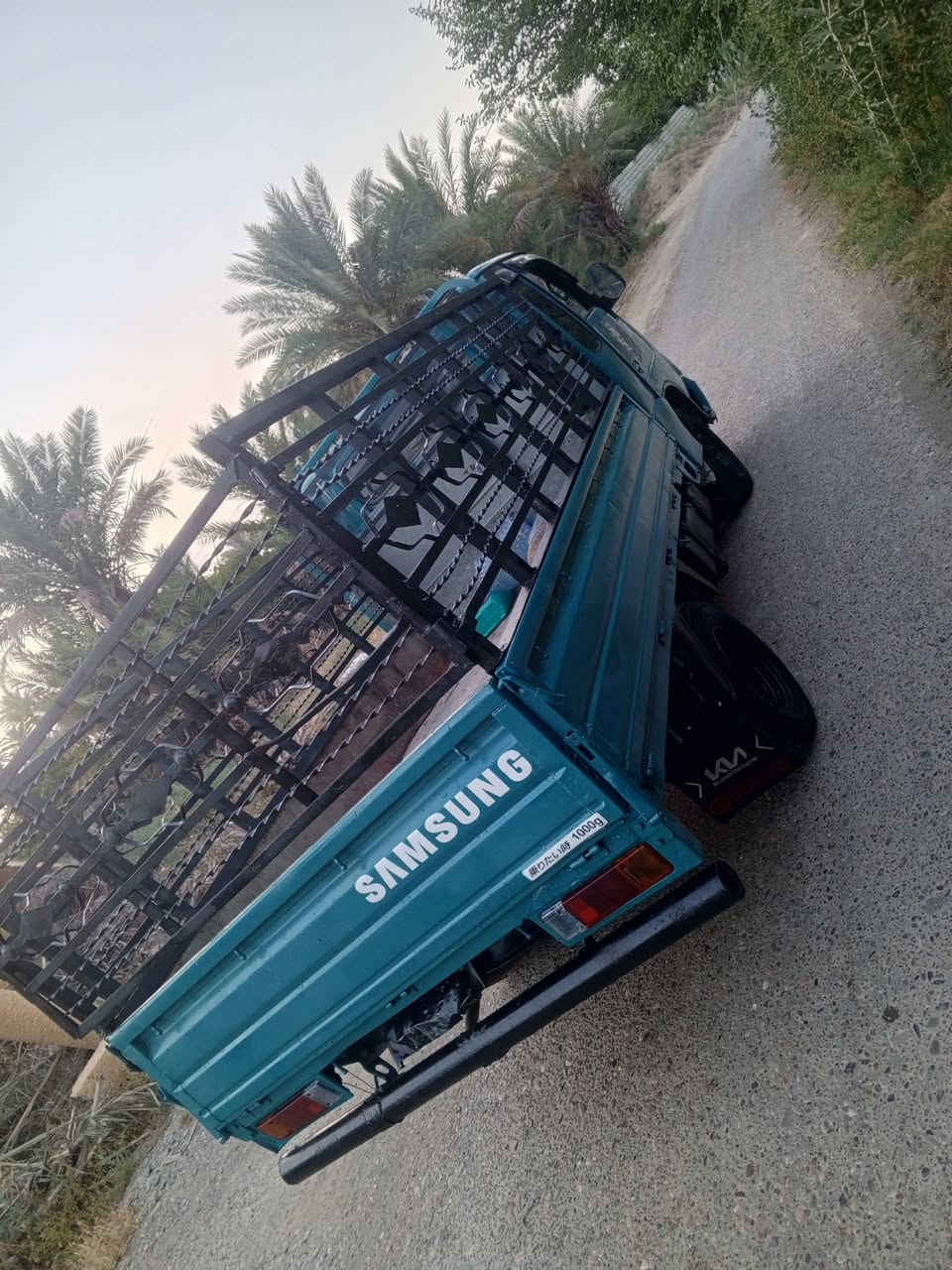 سلام عليكم كيا سا مسوك للبيع موديل 2000كير ومحرك وكسل وشاصي كله مكفولات رقم أنبار ألماني نكليزي سياره مكفوله من كلشي والسعر 38وبيه مجال وهاذا رقمي ***********
