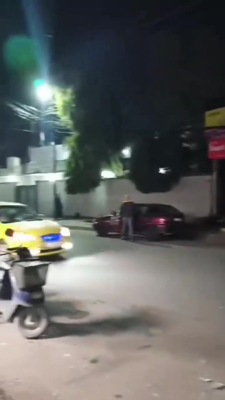 بيت للبيع سند طابو غرفتين وحمام ومطبخ بناء حديث كاشي وينبني فوقو غرفتين المساحة 50متر السعر 42 الايمن الزنجيلي


**إذا كنت صاحب هذا الإعلان وتريد حذفه لأي سبب، رجاءا أرسل رسالة إلى الدعم الفني**