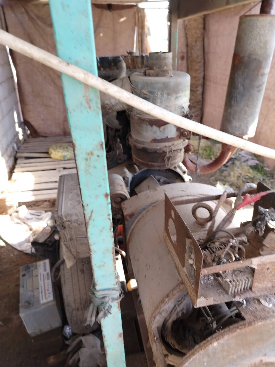 مولده كيا بنكو  20700 محرك جديد راس توليد 30 كيفي الشراي تواصل على هذا الرقم ***********
