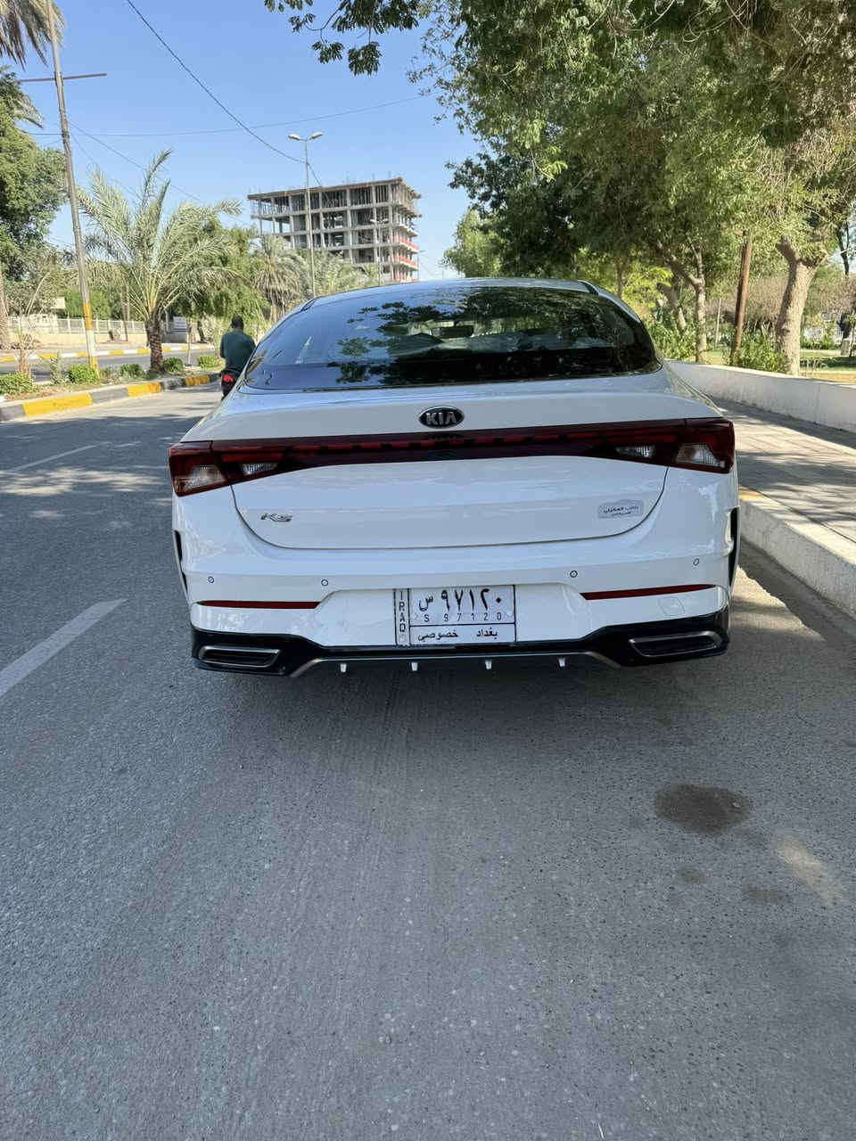 سلام عليكم K5  موديل ٢١
مواصفات شركه الدوليه
ماشيه ٩٣ 
بدون لا صبغ ولا بارد
مكانها بغداد زيونه
***********
