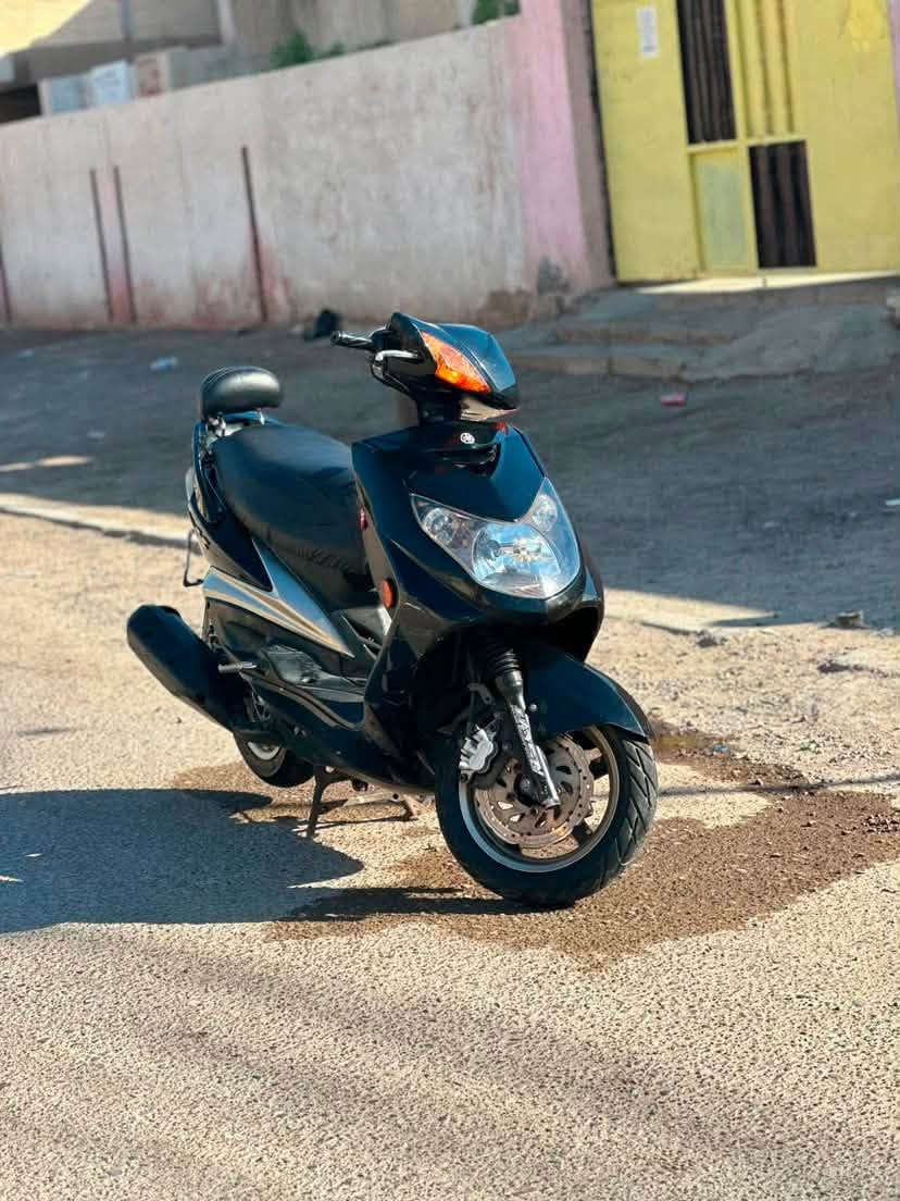 سلام عليكم سكنس فحل لبيع طلاعات الدراجه حلوه وكل نقص مابيه بدون تجوه 850وي التجو900 مكاني حي اور الرقم 
***********
