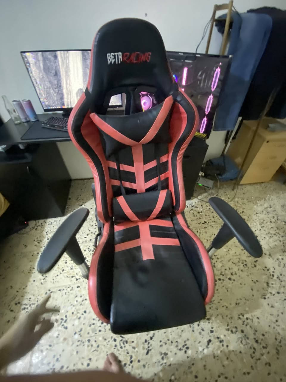سلام عليكم ملحقات pc للبيع
كرسي سعره 75 قفل 
سماعات steelseries 7 كامل غراضها عدا الكارتونه ضايعه 75 الف قفل 
ماوس 40 الف steelseries rival 650 wireless mouse
ماوس 40 الف RAZER VIPER V2pro 
كيبورد60 الف Attacx X65pro he 8k 
كيبورد ريد راكون سعره 25 
ميز تفصال نضيف جرارات هايدروليك يتعلى و يتنصى 
55*160*60 سعر 150 قفل قفل 
شاشه AOC FUL HD 180hz ips سعرها 175 قفل 
ستاند شاشه هايدروليك طبك شاشاتين سعره 35 قفل 
الغراض كلها بيها توصيل عدى الميز والكرسي تجي تاخذهم من البيت 
مكاني بغداد جميلة *********** فقط واتساب
