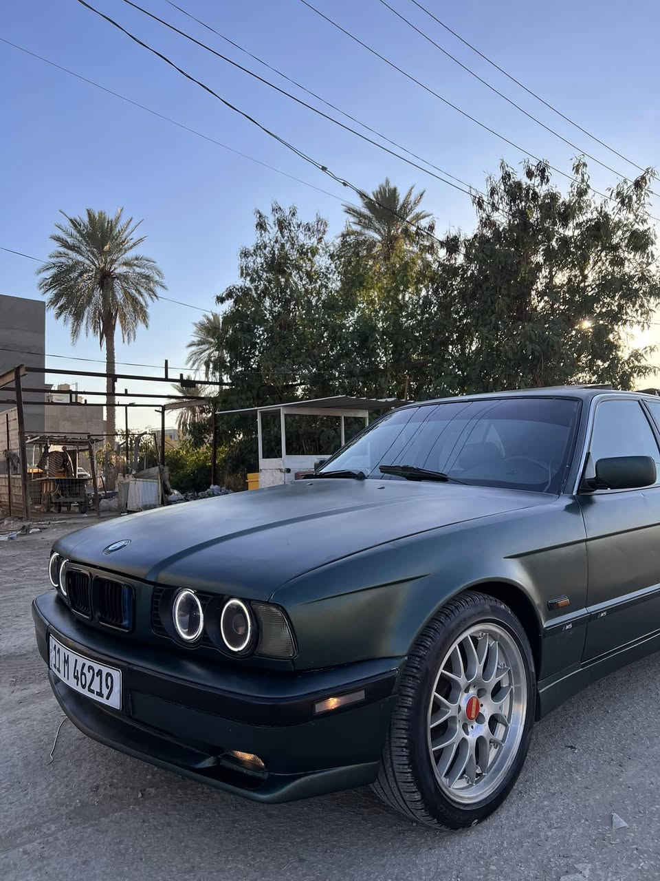 525 Bmw 
موديل ١٩٩١ مكينه ٢٥ مسكر عدل اصل كير اوتو
فتحه بجم عريض دعاميات m 
ويل كرن الغزال 
غرفه جديده كامله شاده قبل فتره 
دشبول بدل ايرباك دبل جكمجه كشنات كارتير كهرباء داخل صاج
كهربائيات كله كامله 
رقم بغداد انكليزي بأسمي وهزه جديده 
مكان السياره الحله شارع الكورنيش
***********
