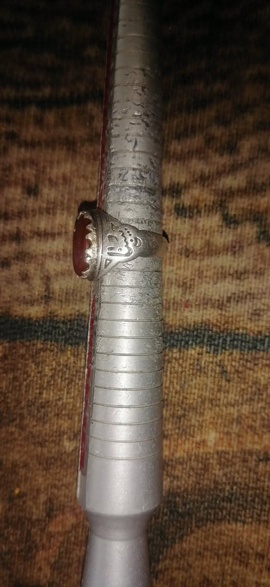 خاتم يماني مرصود قديم كلش صياغة فضة عيار ١٠٠٠ نقية القطعة نوادر وزنة تقريبا ١٥غرام


**إذا كنت صاحب هذا الإعلان وتريد حذفه لأي سبب، رجاءا أرسل رسالة إلى الدعم الفني**