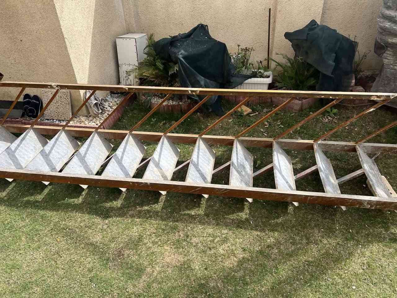 السلام عليكم درج حديد للبيع العرض ٧٠ سانتيم الطول اربعه ونص متر ثقيل جديد جدا  مكاني بغداد حي الجهاد السعر ١٤٠ وبي مجال بسيط متواجد ع فيس


**إذا كنت صاحب هذا الإعلان وتريد حذفه لأي سبب، رجاءا أرسل رسالة إلى الدعم الفني**