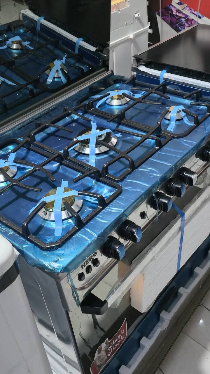 السلام عليكم وصول وجبه جديده من الطباخ المصري 
طباخ 5 مشاعل نوع يونيو  ذات مواصفات عاليه اعيون نحاس أصلي نظام بوري يحتوي علي كلوب وجراحة وشواية ومروحة القياس 60×90 السعر 450 الف التوصيل مجاني داخل الكوت لحجز والاستفسار الاتصال على الرقم التالي ***********
