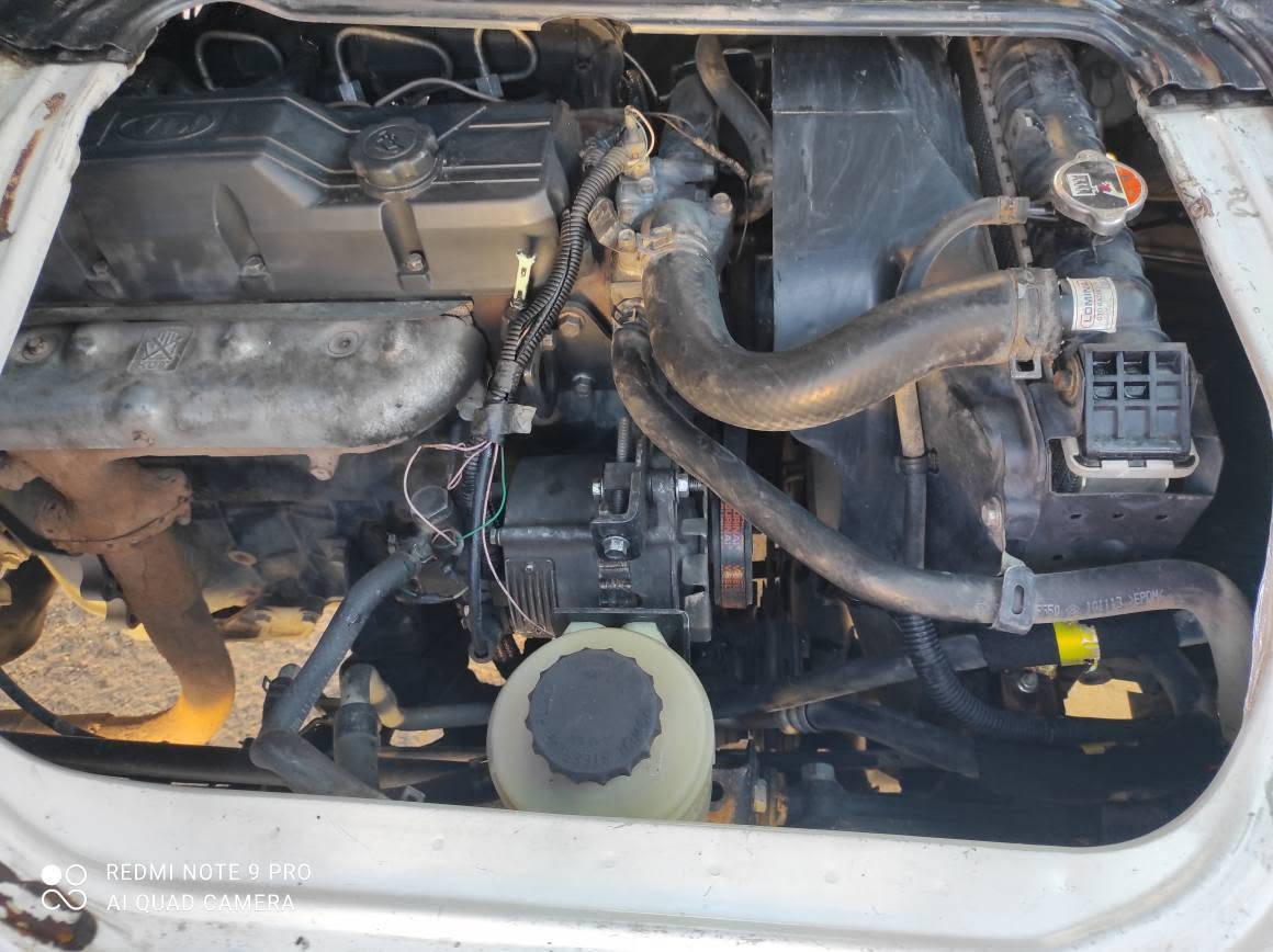 kia 2700 bo froshtn gerw makinaw aksl bashart
***********
ranya رانية, السليمانية
