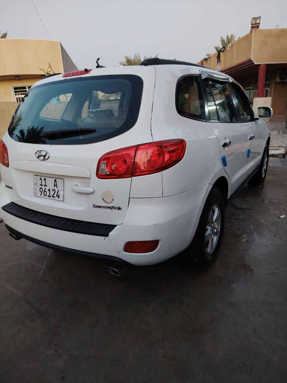 السلام عليكم
هونداي سنتافي 2008 وارد أمريكي رقم بغداد باسمي سته سلندر خمسه راكب داخل عسلي مكينه جديده قبل أسبوعين شادينهه تخم تاير حداديه جديده بيهه صبغات السونار  وصورة الحادث بالمنشور
اتصال ***********
السعر 116 مجال قليل

