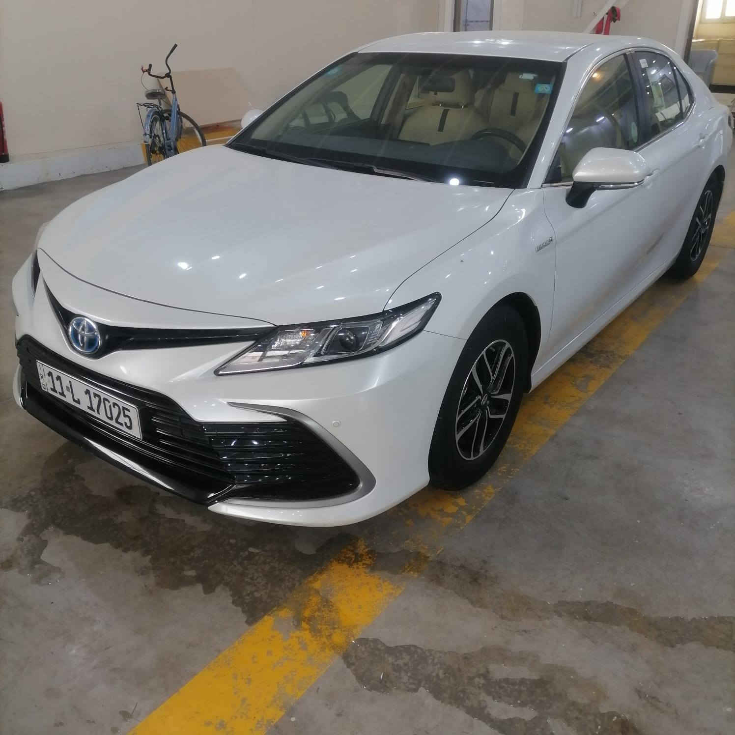 كامري ٢٤ خليجي مكفوله Le رقم بغداد بأسمي شخصيأ تحويل ثاني يوم ماشيه ٢٣ الف شخط بل جاملغ الخلفي بسيط جداأ +كشنات مغلفه جلد معه لأرضيه السعر ٢١٥ بيع مستعجل  فقط بدون مراوس الستفسار *********** مكان واسط
