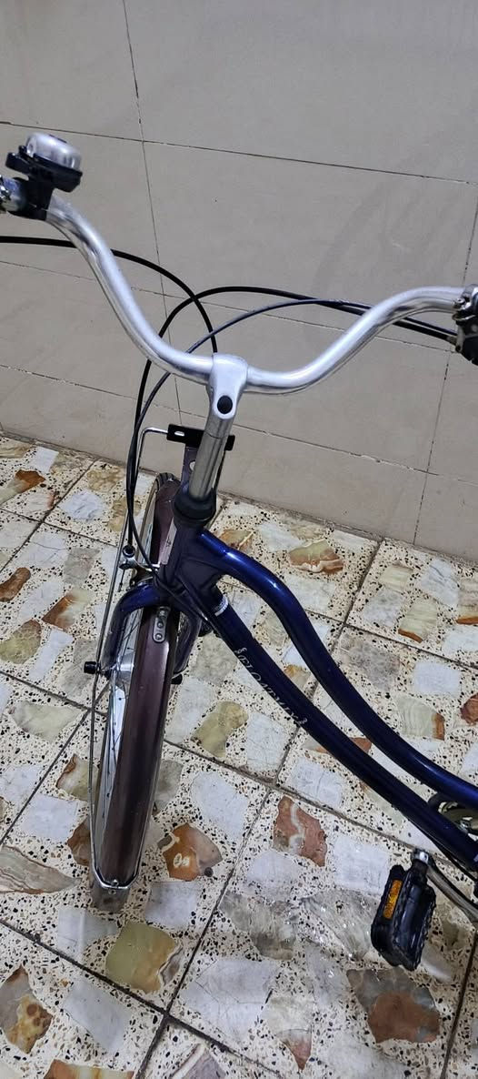 السلام عليكم بايسكل بناتي بطه حجم 26 نضيف كلش الله شاهد انضف من الصور الباسكل صالي أسبوعين من نزاته حاويه الويل عدل مابي عواج مكاني بغداد الحسينيه السعر ١٤٠ وبي مجال أو مراوس بجهاز إذا زين انطي فرق رقمي ***********
