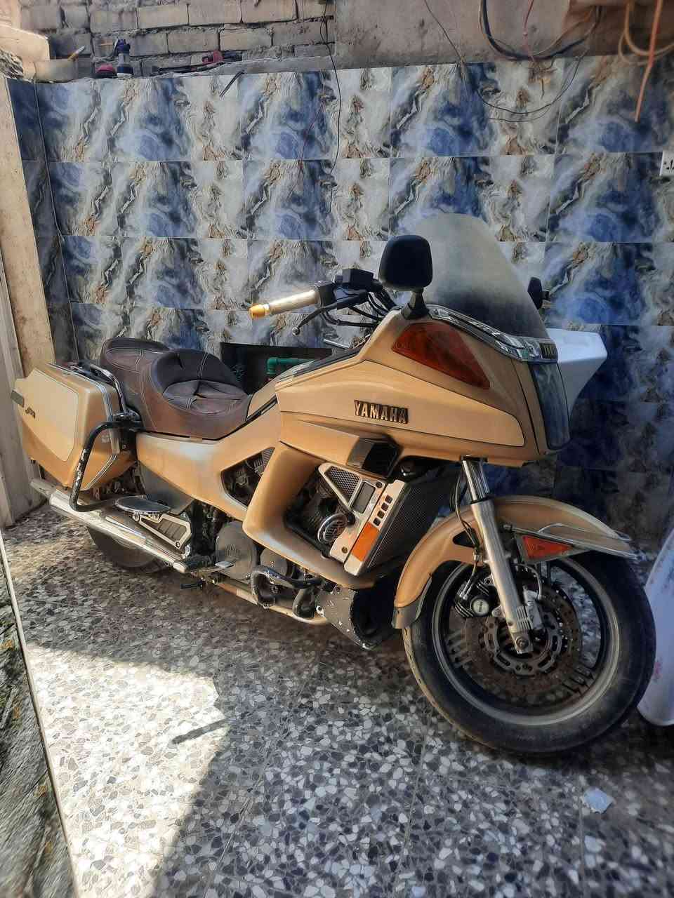 يوماها موديل ٨٤ شغاله أوراق بس منفيس وموكاتبه.. ابيع كوم حديد.. متكفل بل سرقات ول طلب ... ***********
