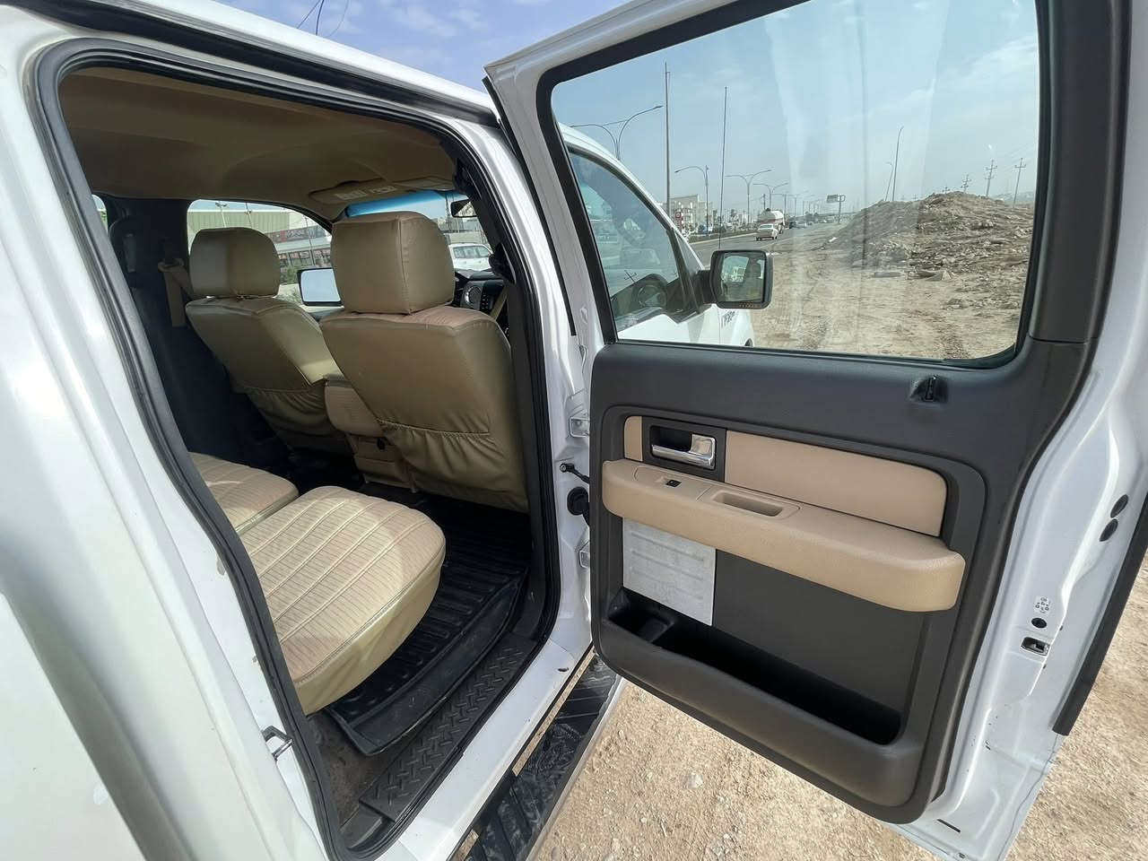 سلام عليكم
ford f150 شريكه niva 
موديل 2014
 دبل اكسل  بشرط
8 سلندر مكينه 5000 
مواصفات xlt 
كير محرك بشرط 
بجم كبس
3 قطع مصبوغ بابين طرف سكن شبرين بلا بودي طرف سكن 
ماشي 117 كيلومتر 
 سنويه رقم جديد  لحد 2030  بأسمي 
سعر (160) شويه بي مجال


**إذا كنت صاحب هذا الإعلان وتريد حذفه لأي سبب، رجاءا أرسل رسالة إلى الدعم الفني**