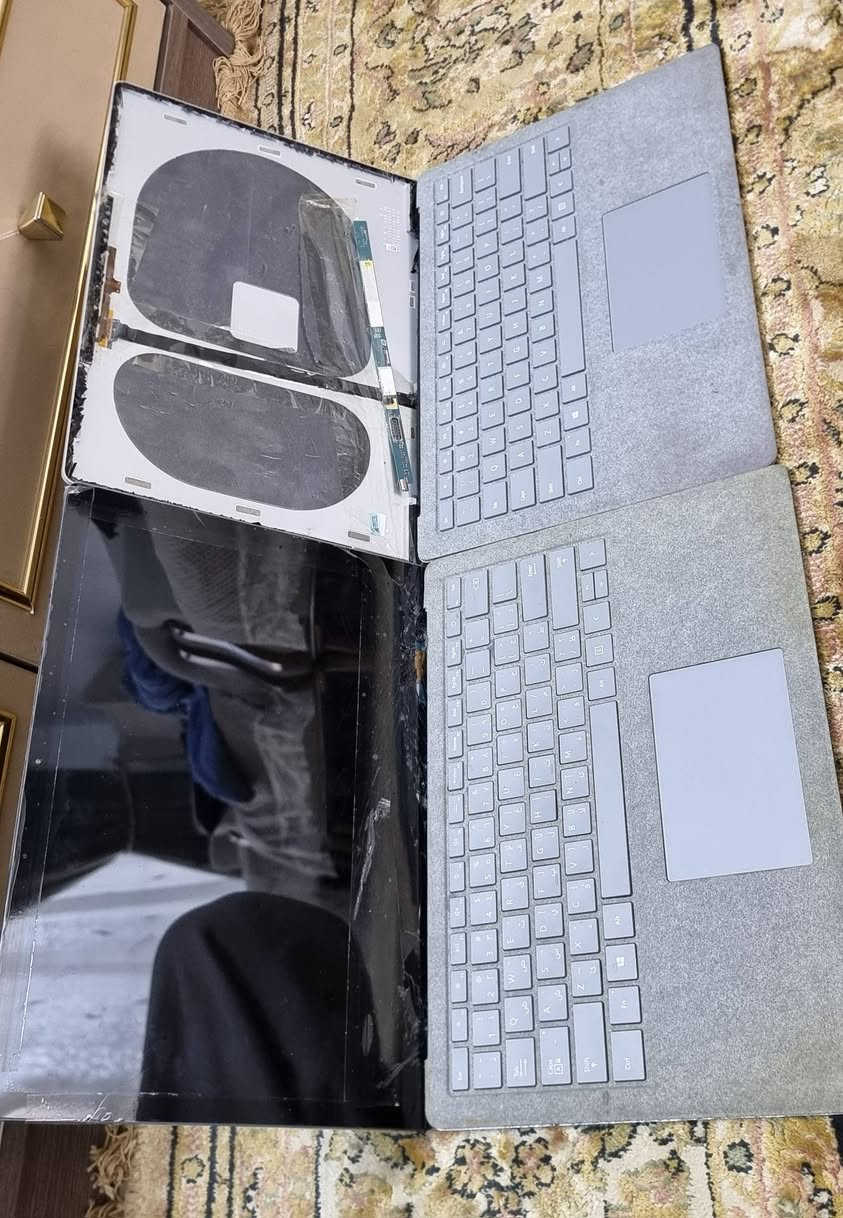 لابتوبات سيرفس عدد 4 للبيع فحم لتسئلني اعطالهن وشبيهن مابيهن نظام البيع ((فحم)) شوف الصور
بيهن جيل سادس وسابع وعاشر...
سعرهن شلع 250 الف 
بغداد/مدينة الصدر/ ***********
