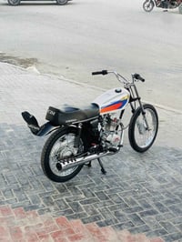 دراجه للبيع شاصي ١٦ أوراق اصولي وتعمير كله ٢٥ مأطور نضيف بعده جديد برغ...