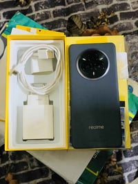 ريلمي ١٤ برو بلس • ٢٥٦ • كامل ملحقات