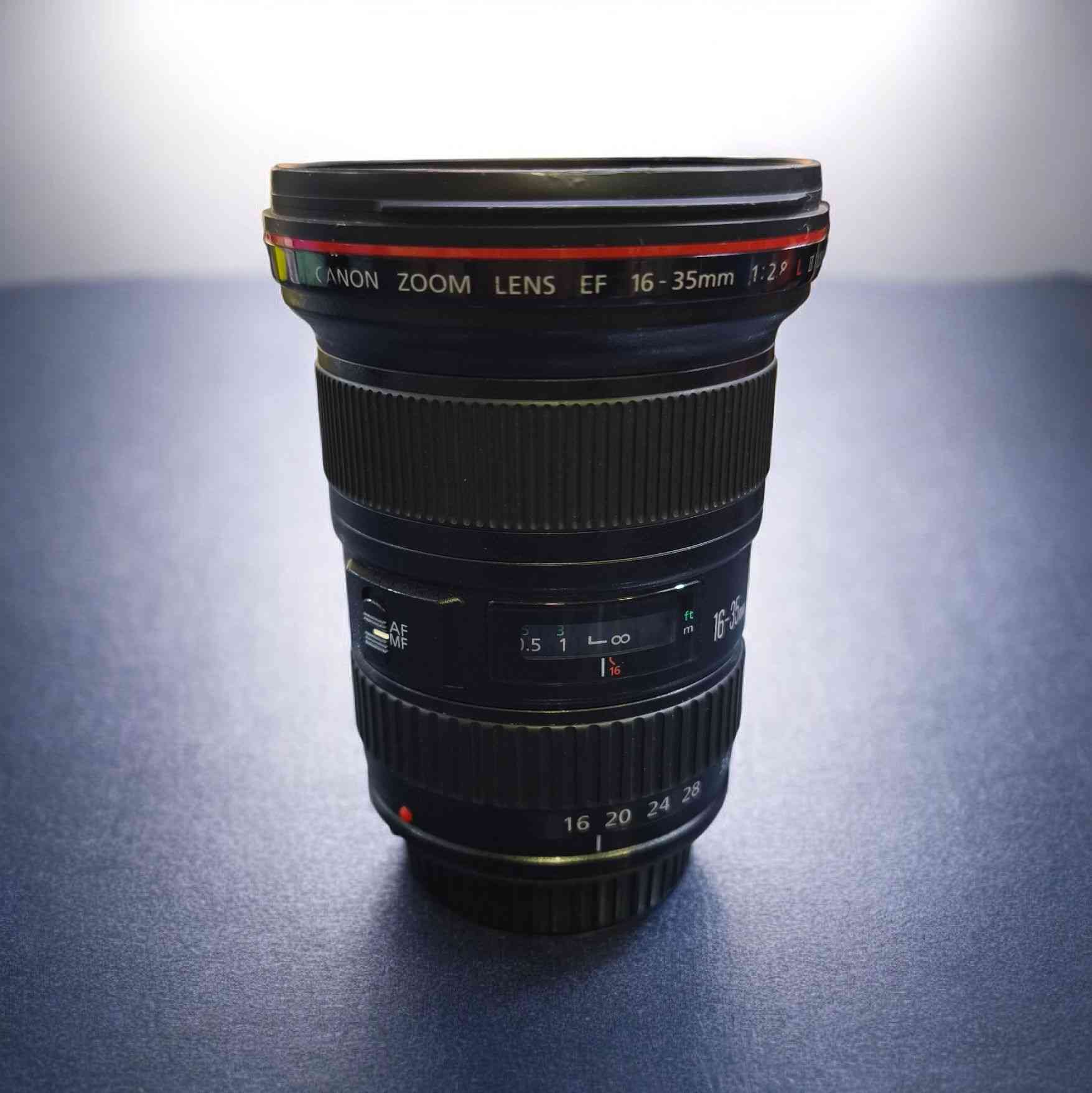 عدسة كانون اصدار الثاني 
EF 16-35mm f/2.8L 
للبيع للاستفسار الاتصال وتساب ***********
