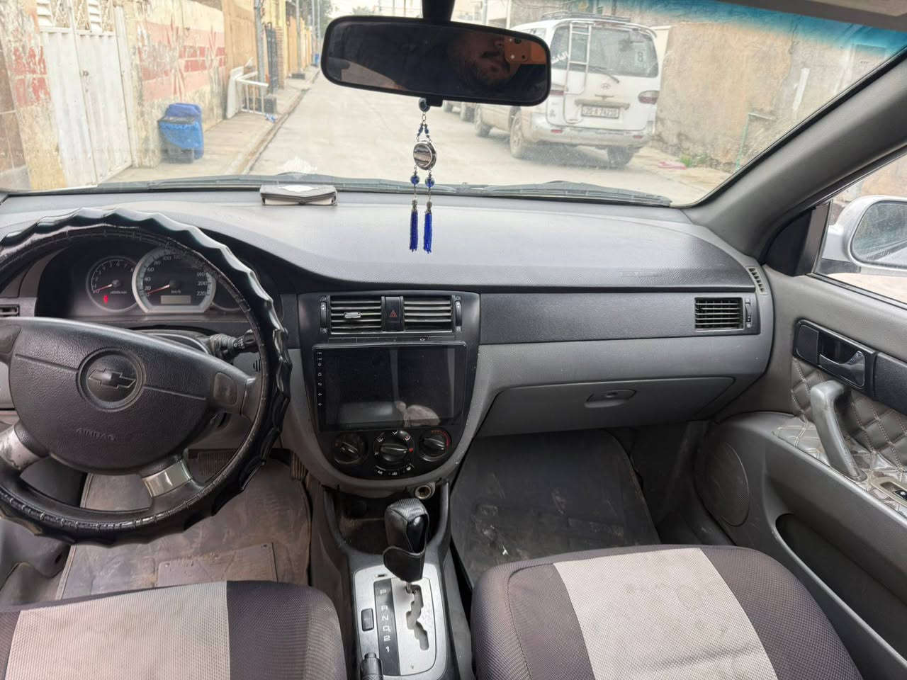 سلام عليكم اوبتره البيع موديل2010 رقم سليمانيه بسمي كير مكينه مكفوله كشرهه مكفول من الضربة والصبغ السياره جاهزه فقط نقص دبلات خلفيه فقط مكاني بغداد السعر 82 وبيهه مجال رقمي ***********
