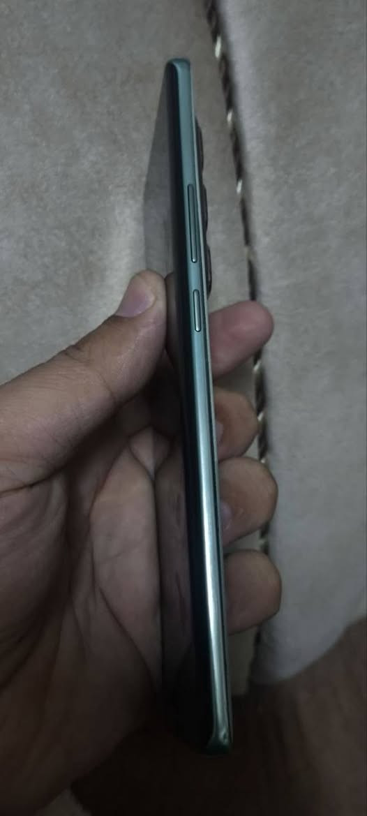 موبايل انفنكس هوت 50برو بلس ذاكرة 256 رام 16 الجهاز نظيف فقط مبدل ظهر أصلي مال تفليش الجهاز فقط مكسورة جامه مال كامرة بدون أغراض السعر 170 قفل الموصل الأيمن


**إذا كنت صاحب هذا الإعلان وتريد حذفه لأي سبب، رجاءا أرسل رسالة إلى الدعم الفني**