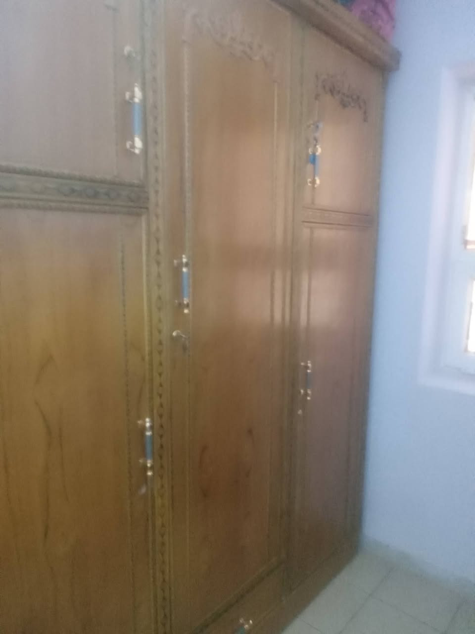 السلام عليكم كنتور ٣بوب للبيع وميز مرايه


**إذا كنت صاحب هذا الإعلان وتريد حذفه لأي سبب، رجاءا أرسل رسالة إلى الدعم الفني**