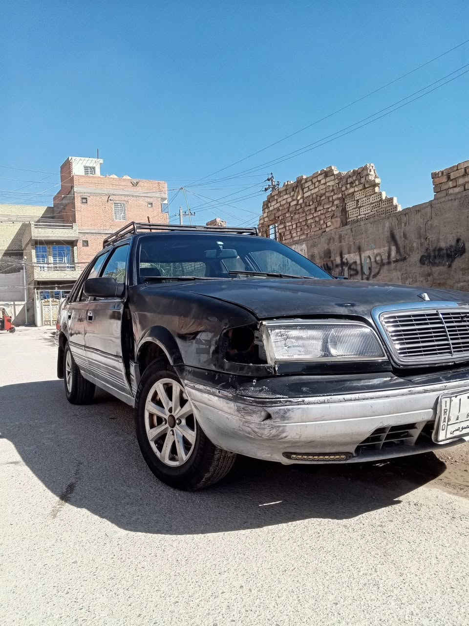 ((سيارة عله كد فلوسك))
السلام عليكم دايو بروكهام 
سيارة حلوة وكاعدة كهربائيات كلها تشتغل لايت بك لايت عالي ناصي هورن 
مسويلها إدامة عامة اليوم بلكات جدد نوزلات جدد فيت بم جواها تخم تاير جديد صدر دبلات جدد السيارة طستها ناعمة كلش جام كهرباء يصعد وينزل ماسحات كيجات كله يشتغل سنتر لوك سيارة كاملة مكملة رقم ديالى مصفرة غرامة 
سنويه عظم عاج
راعيها عندي رقمه بس مغلق مستمسكاته يمي بطاقة السكن وشهادة جنسية ابيع بدون راعي اسويلك مكاتبة واتكفل كلشي سرقة وعشائر وحلال وحرام وتاخذها من باب بيتي 
واذا تعبت نفسك وحصلت راعيها يحولك ربع ما يطلب عليها
السعر : 14 وبيها مجال 
العنوان: بغداد الشعب يم سوك شلال
الرقم : ***********
