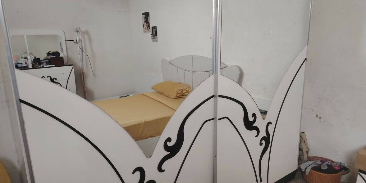 غرفه ٥ قطع للبيع نضافه ٩٠ مكان بغداد سعر ٢٥٠ بيها مجال


**إذا كنت صاحب هذا الإعلان وتريد حذفه لأي سبب، رجاءا أرسل رسالة إلى الدعم الفني**