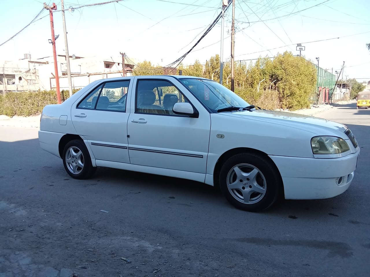 سلام عليكم
شيري كوين 2009 مكفوله كفاله عامه
رقم بغداد الجديد بسمي
ماشيه 74الف 
مكفوله من الضربه والصبغ والتبديل و البارد
مكينه كير مكفولات 
تبريد ثلج
تخم تاير وصدر 
سياره على ايدنه من الشركة
السعر 53
المكان بغداد
الرقم ***********
