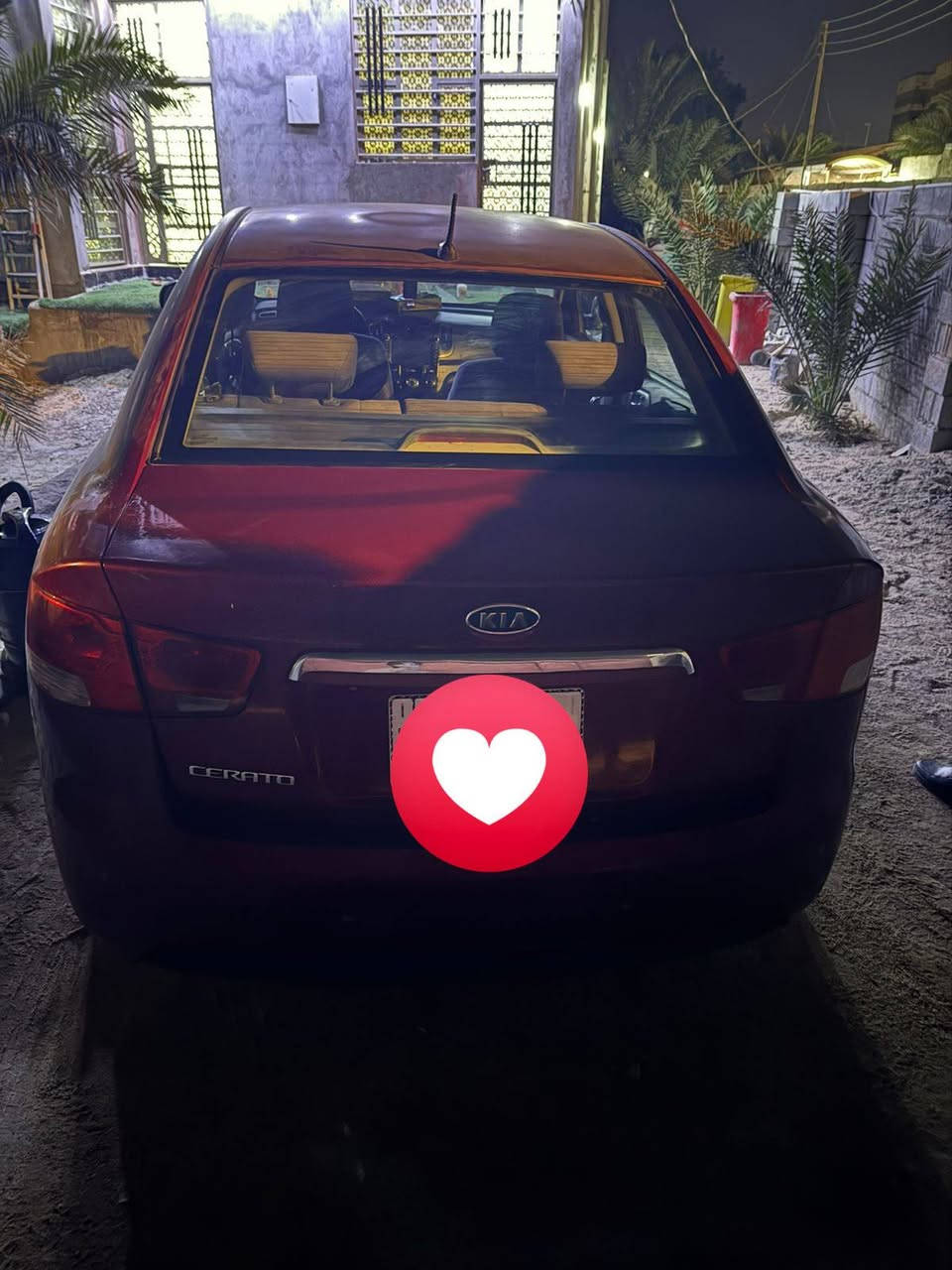 سلام عليكم 
كيا سيراتو 2011 مكفولة من ضربة وصبغ فقط بيها بعض جراد
وكير ومكينة وحدادية فول كاملة 
ماشية 70الف سنوية مجددة قبل كم يوم 
السعر 85 وبيها مجال
***********
