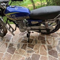 اخواني دراجه موديل ٢٤ مكفوله من اي عيب محرك ما مفتوح نظيف خير من الله ...