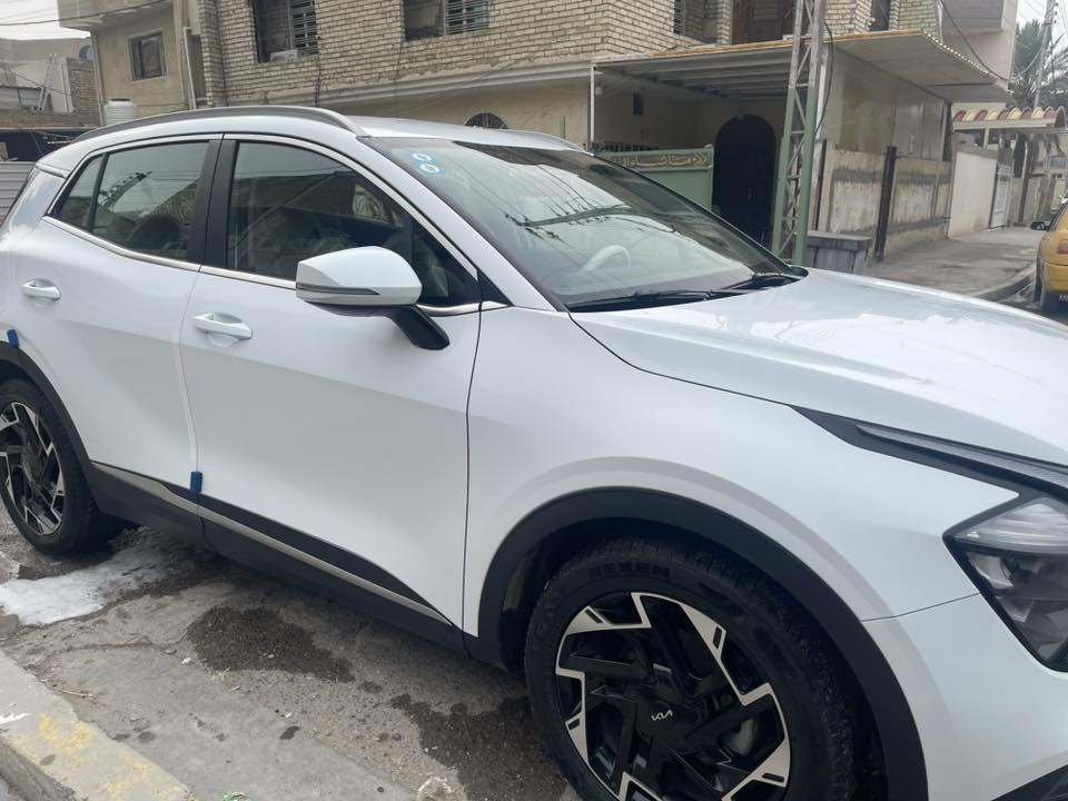 سبورتج 2022
مكفوله ماعده شخط موضح بل صوره 
رقم بغداد 
سويج 
بغداد ***********
