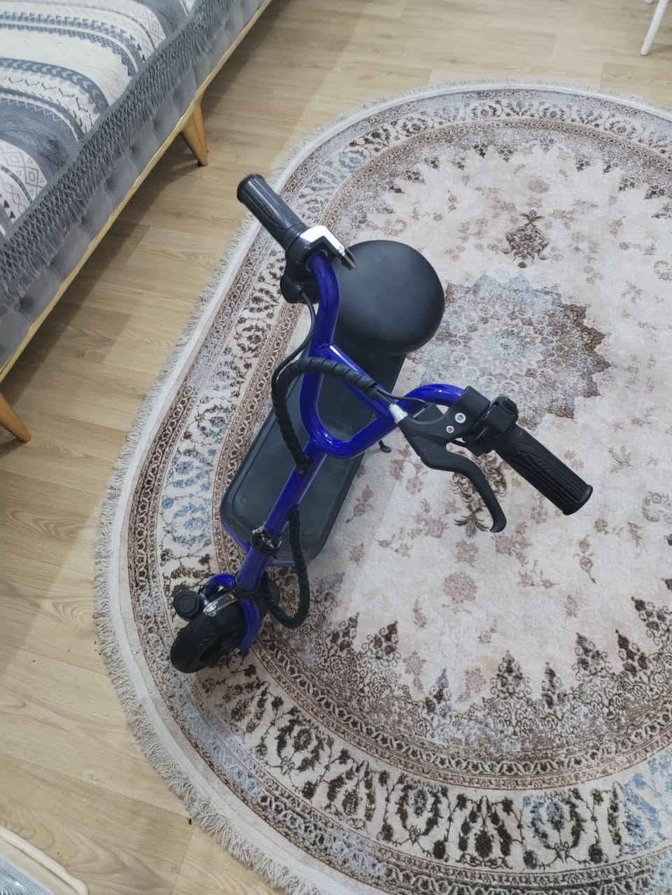 سكوتر شحن ستخدام شهر جديده مال اطفال سرعتها قويه 125بيها مجال ابو لخصيب بهادريه *********** البصرة, العراق
