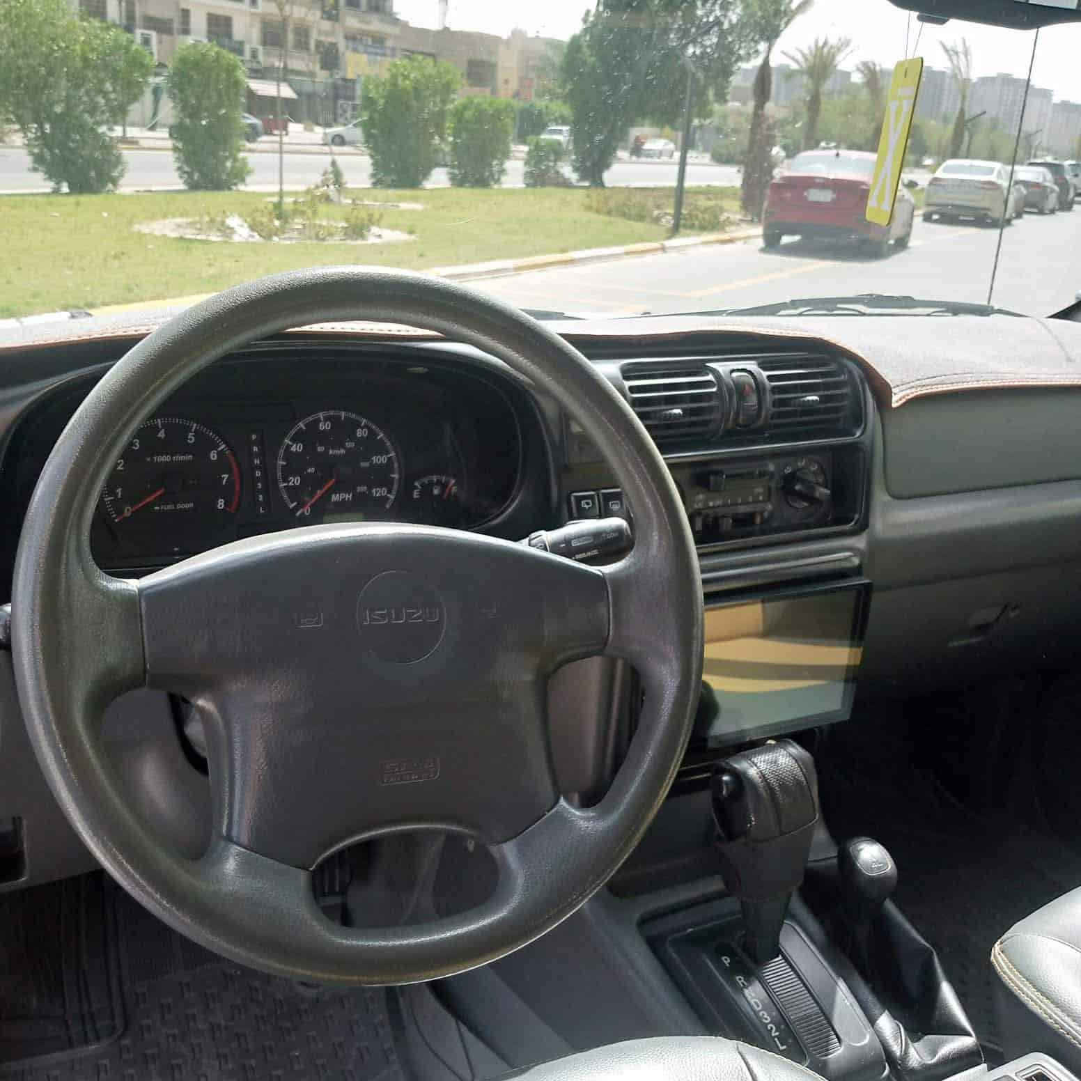 السلام عليكم ورحمة الله وبركاته
ازوزه روديو  موديل ٢٠٠١
كير ومحرك بلادي
للبيع ٦٥ وبيها مجال
للاستفسار الاتصال
***********
