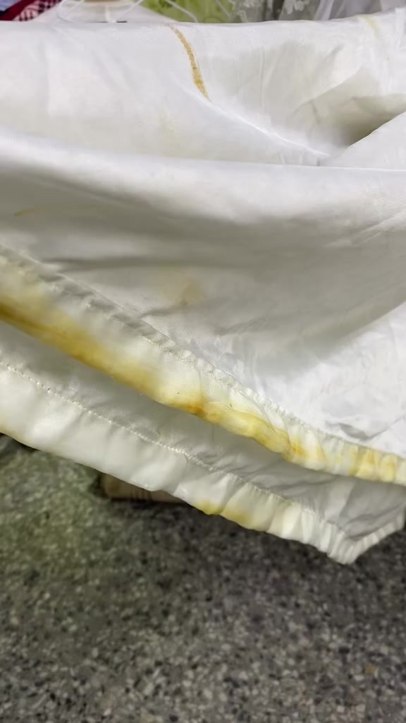 مكوى الرداء الأحمر للغسيل الجاف 👕👖
غسل وكوي الملابس 👕👔
غسل المفروشات وتعقيهم وتعطيرهم من اجود الأنواع
غسل سجاد وستائر احدث الاجهزه 
غسل زوالي احدث الاجهزه 
العنوان مدينه الحرية نواب الضباط شارع زين العابدين سايدين مجاور أسواق بيتي سابقا 
***********📱
