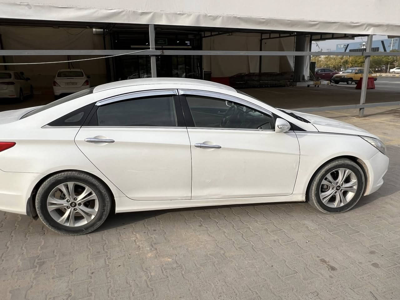 سوناتا 2011 خليجي 
مكينة 2400  دوش دبل حساس 
رقم شمالي تريد مداور تريد و كالة 
بيهه ٣ قطع جاملغ وباب وبنيد مبدلات بدون دواخل 
مكاني النجف
تبريد مكينة جدد 
حداديه خلفيه جديد 
السعر 97 وبيهه مجال بسيط 
لسياره بل صدك احلا حلوه كاعده 

***********
