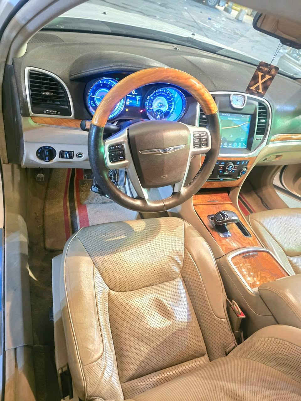 اوباما موديل14 فول بنرامه واحد ع واحد مكينه3600 سياره وضع شركه كفاله من الصبغ فقط مكان الكص كصه وحده بجم
مكينه وكير بجيس تخم تاير نقشه وحده 
متومه اربيل طبق الاصل 
السعر63
‏‪0785 858 3644‬‏
مكاني كربلاء
