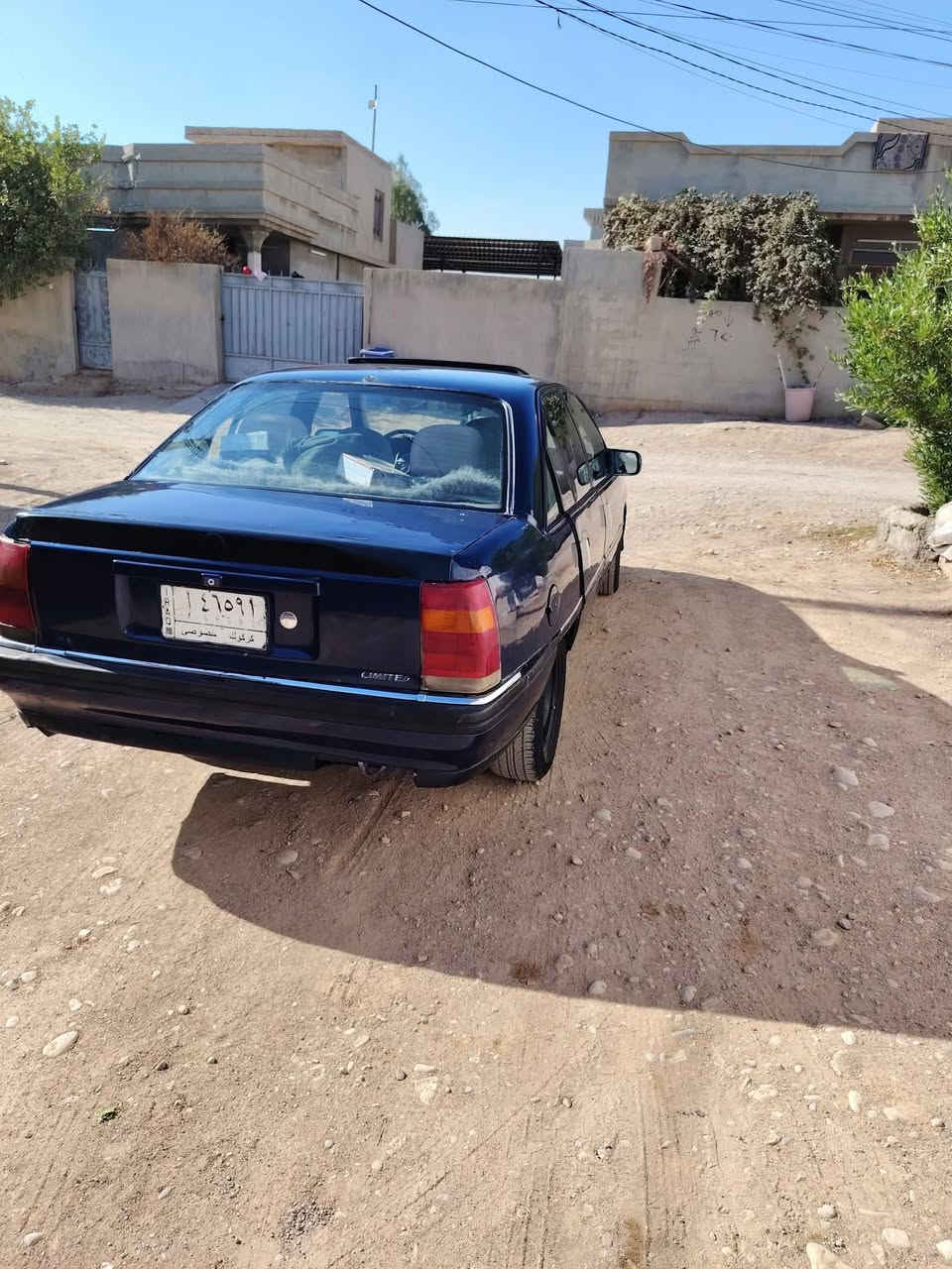 اوبل اوميكا لبيع موديل 91  سنويه منتهاه بل 21
سعر 25
***********
