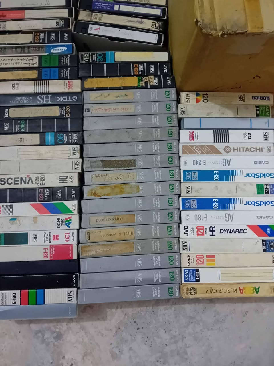 كاسيتات فيديو vhs
نسخ اصليه قديمه 
العدد ١٠٢ 
للحجز والاستفسار مراسلة الصفحه يوجد توصيل


**إذا كنت صاحب هذا الإعلان وتريد حذفه لأي سبب، رجاءا أرسل رسالة إلى الدعم الفني**