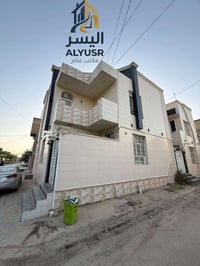 النجف حي الجامعة • ١٠٠م • ركن مقابل حديقة