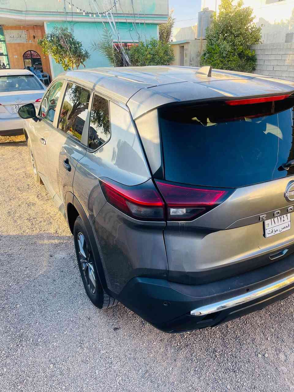 نيسان روج موديل 2023  محرك تيربو 3 بستم فحص السيارة كلين بيه بس قبق الجنطه بمريكيه موجود صور الضرر بدون تعديل مثل ماموضح بل صور المكان صلاح الدين تكريت العلم السعر 170 وبيه مجال للطيبين
***********
***********
