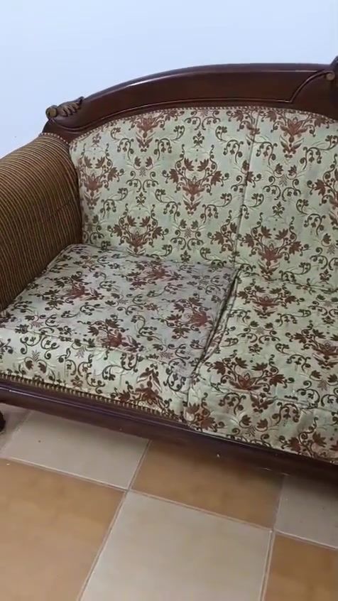 طخم بحالة جيدة للبيع 10مقاعد


**إذا كنت صاحب هذا الإعلان وتريد حذفه لأي سبب، رجاءا أرسل رسالة إلى الدعم الفني**
