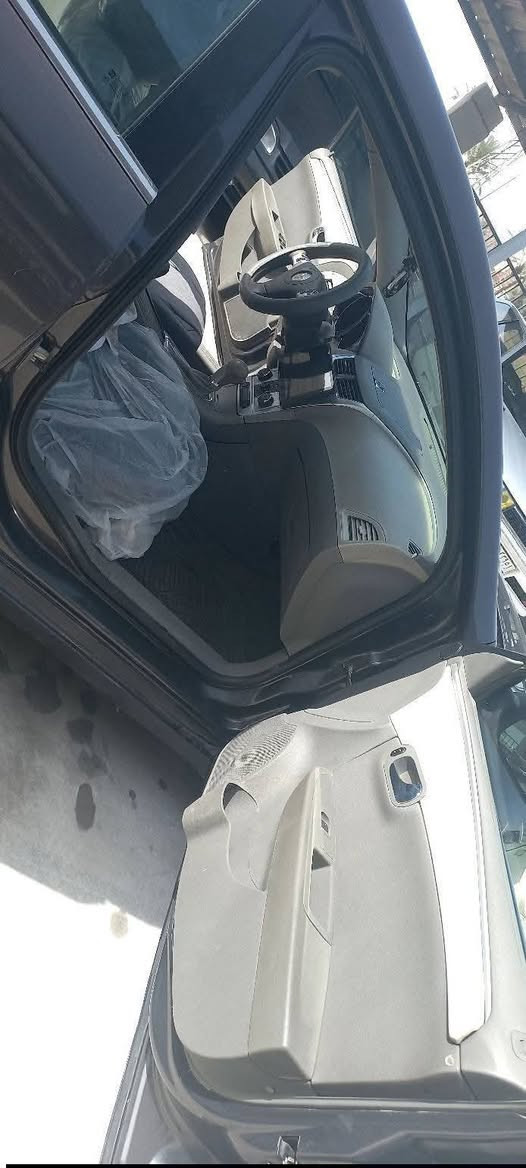 سياره للبيع نوع ماليبو موديل ٢٠١١ رقم سليمانيه تحويل مباشر سياره جديد بيها فقط قطعتين صبغ تبريد دفائه سياره خير من الله كير مكينته شرط غرفته بعده حاله وكاله السعر ٩٠ للاستفسار ***********٦
 (العنوان صلاح الدين بلد قرب جسر الضلوعيه)
