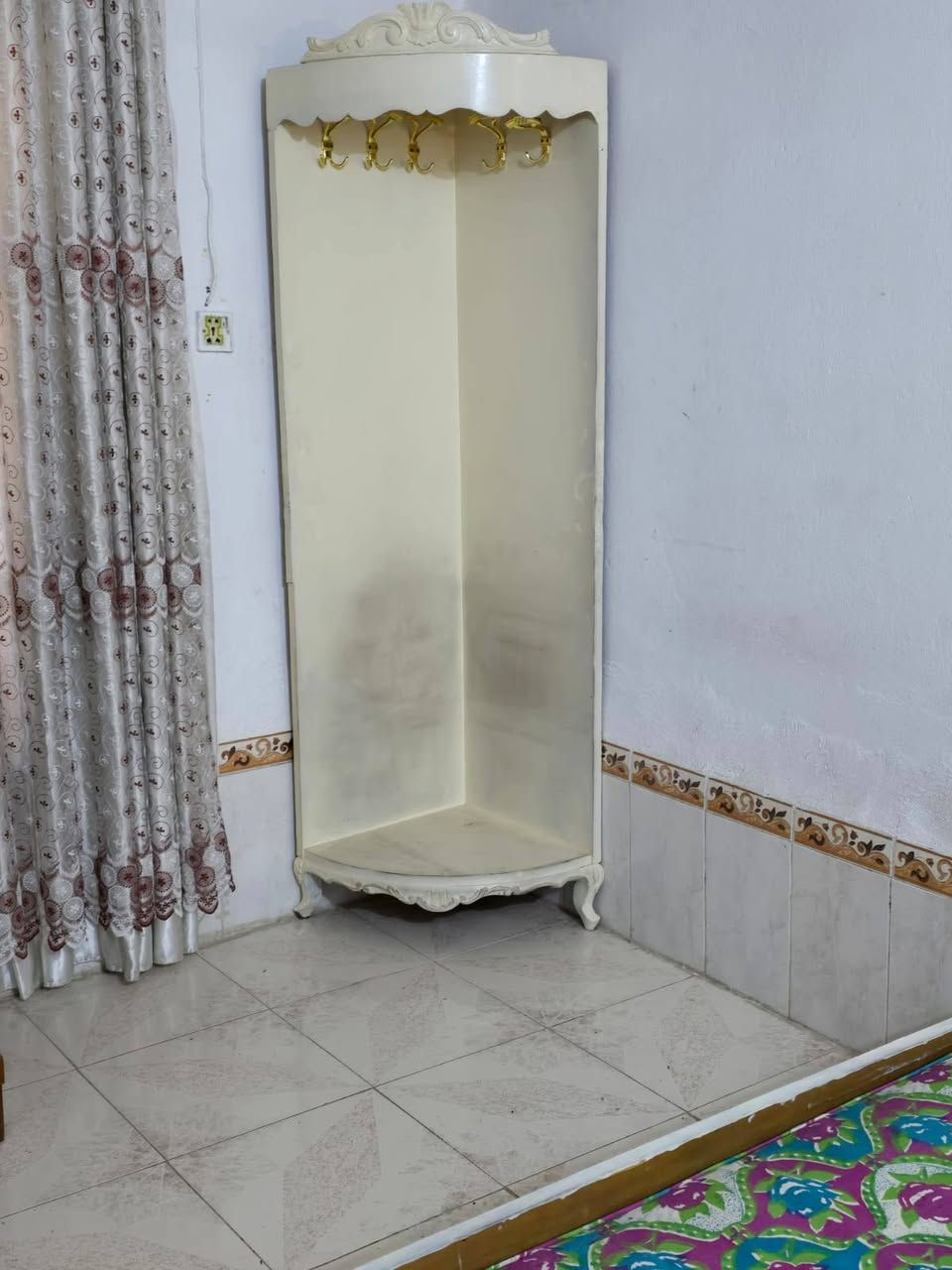 غرفه نضيفه للبيع السعر٧٥٠ وبيه مجال التفاصيل أكثر عل الخاص المكان زين القوس


**إذا كنت صاحب هذا الإعلان وتريد حذفه لأي سبب، رجاءا أرسل رسالة إلى الدعم الفني**