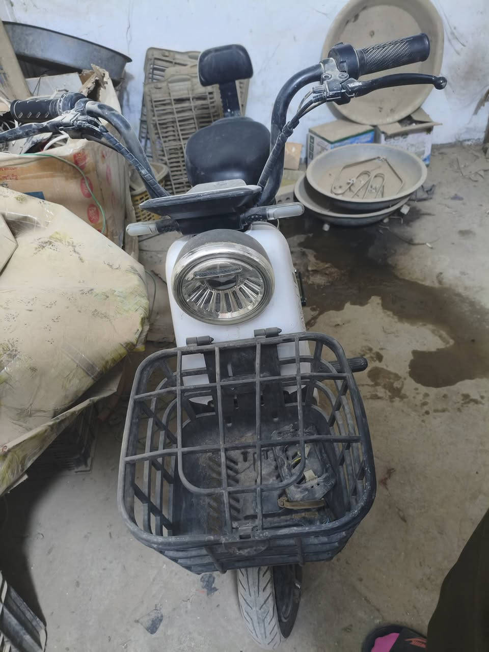 دراجه شحن حجم 14
عوزهه بس عقل فقط السعر 125
الرقم ***********
