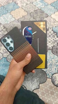 S25الترا 256 الجهاز صاله يومين سويت حادث وجابوليا وما اعرف استخدمه مرا...