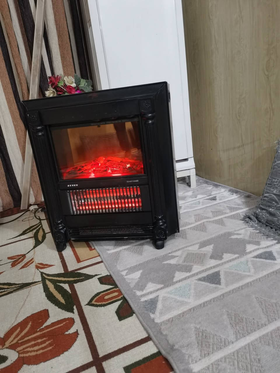 سلام عليكم غراض للبيع الشراي يتفضل خاص او يتصل ***********
