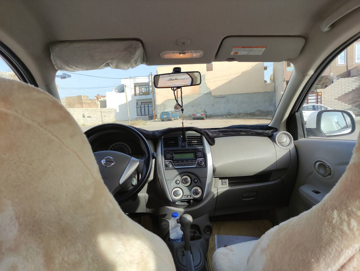 سني لاكشميباي هندي 2020
ماشية: ٤٨الف 
مواصفات السيارة معروف.
السيارة باقي ع البلاد نظيف جدا كل شي بشرط.
السونر موجود ، هاي الملاحظات البسيطة بس يظهر بالسونر..
سعره : 110 بي مجال للشراي.
العنوان: كفري تابع السليمانية.
رقم: *********** كيفري, ديالى
