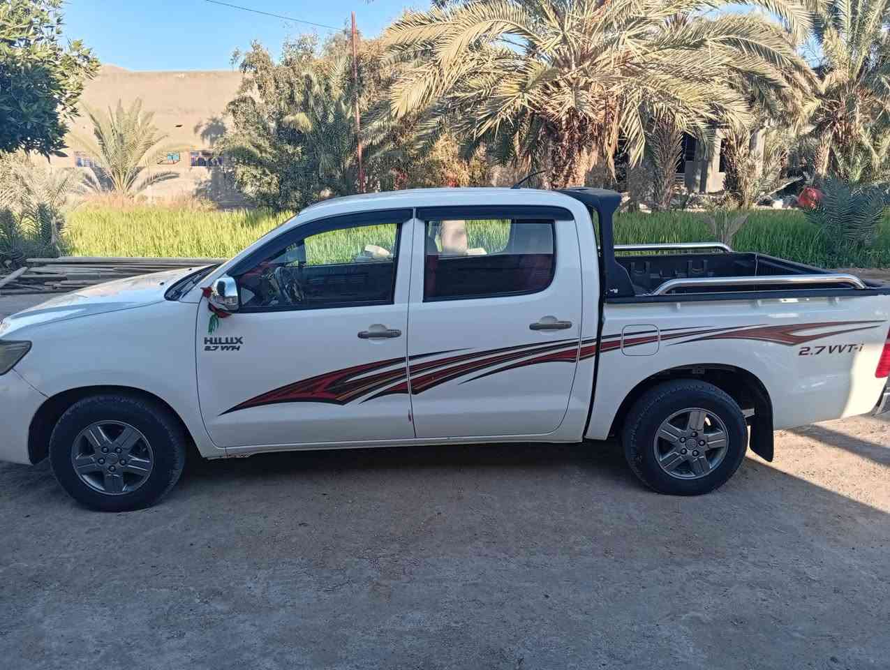 السلام عليكم سياره البيع
هايلوكس 2014 كويتي شاصي 19 سياره كامله مكمله 
الاستفسار ***********
